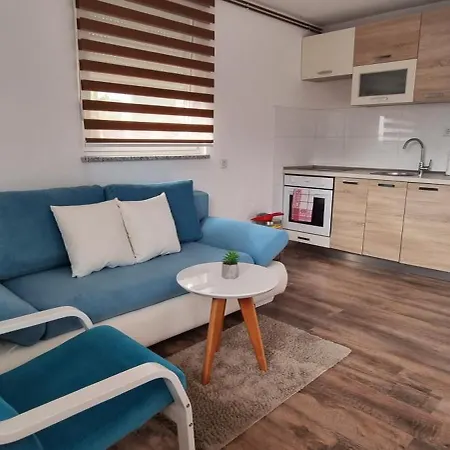 Apartmani Bilic Korenica Exterior photo